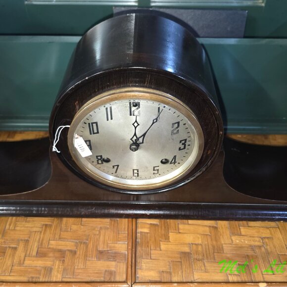 New Haven Clock Co Mantle Clock - Picture 9 of 10